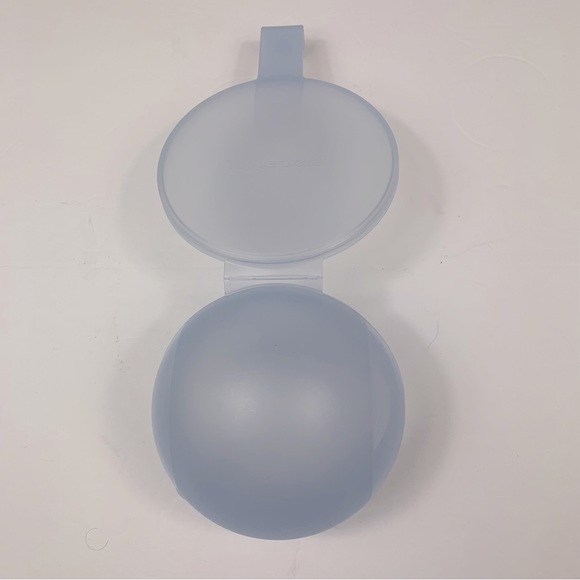 Tupperware ”Forget me not” Blue Onion Keeper - Picture 8 of 9